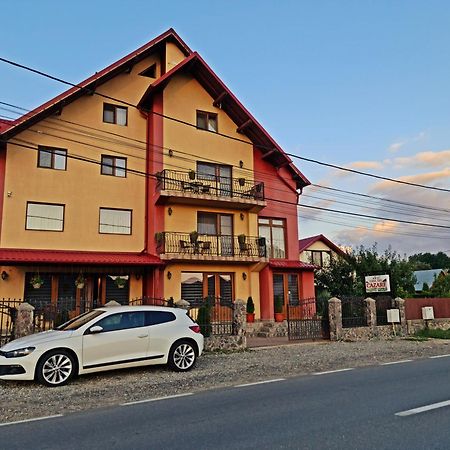 Hotel Casa Leu Curtea de Argeş Esterno foto
