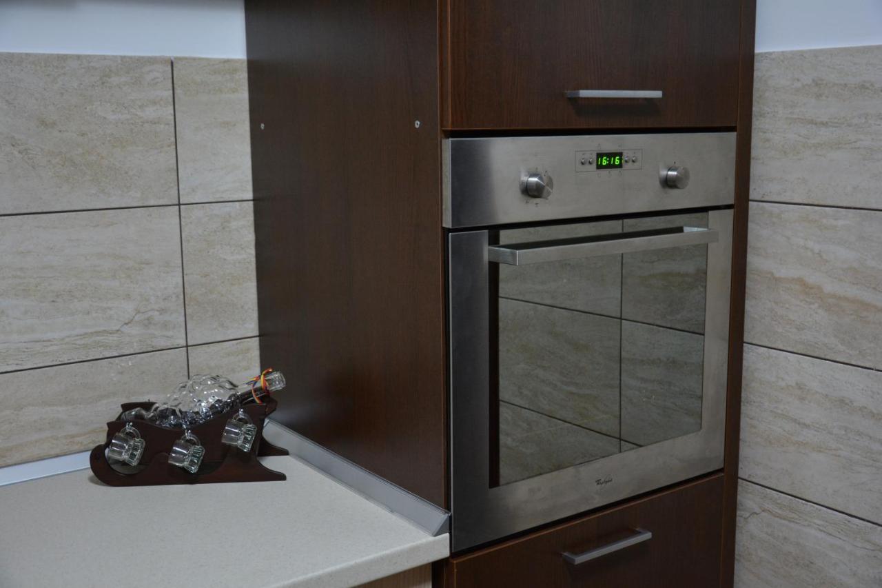 Hotel Casa Leu Curtea de Argeş Esterno foto