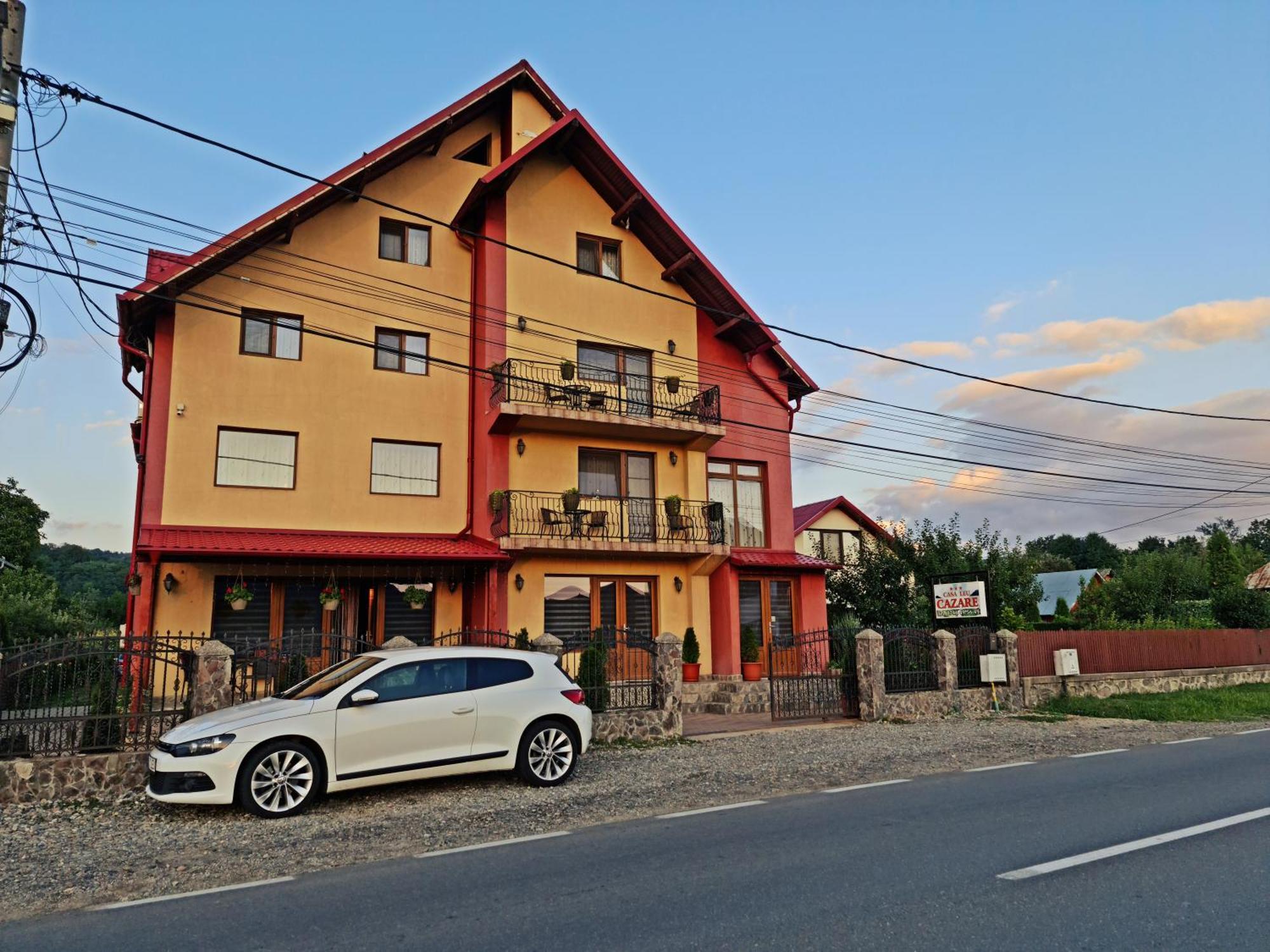 Hotel Casa Leu Curtea de Argeş Esterno foto