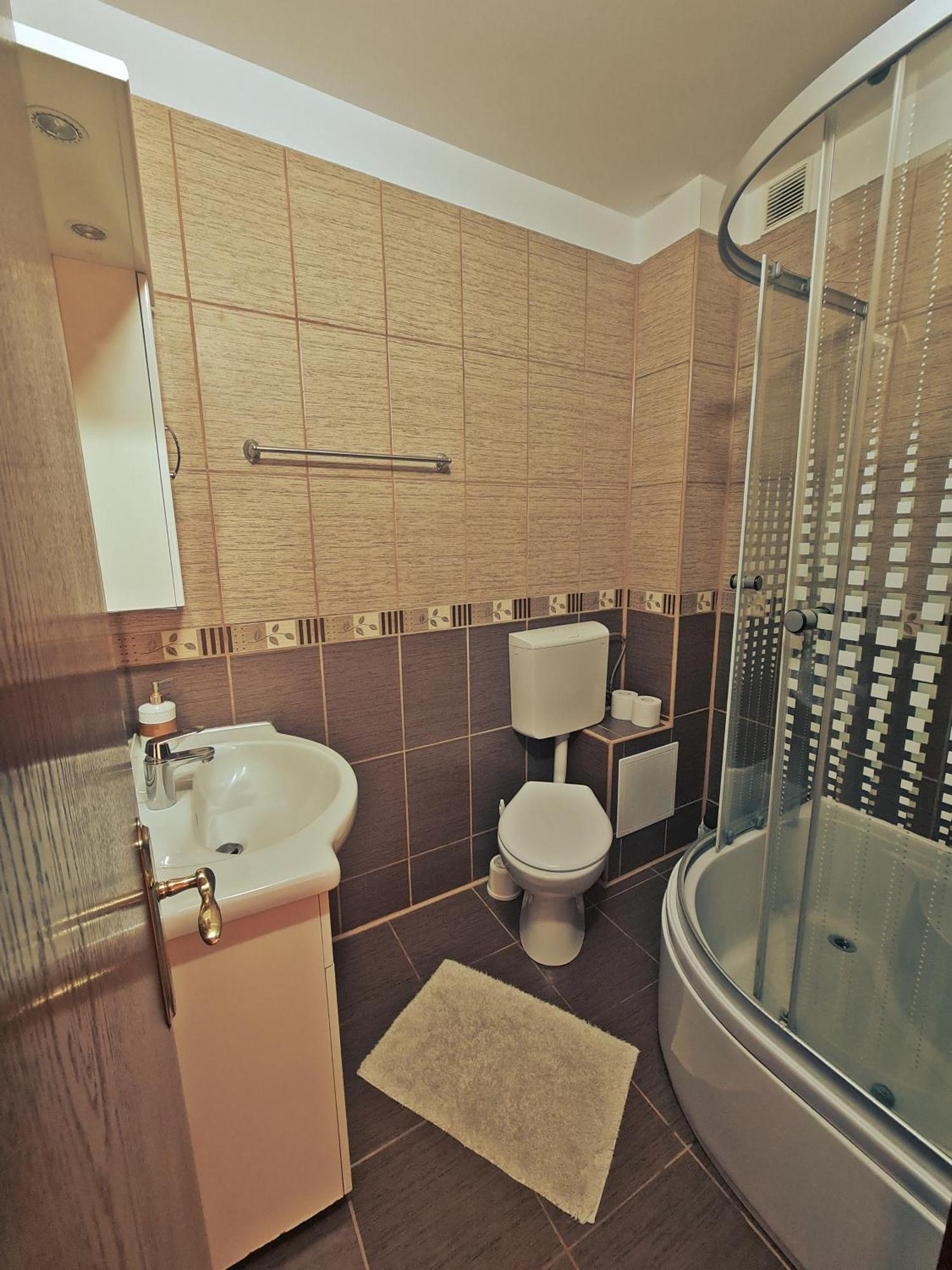 Hotel Casa Leu Curtea de Argeş Esterno foto